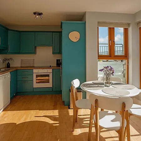 Apartment 290 - *