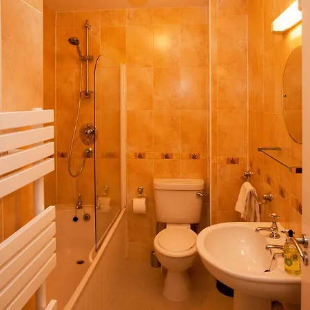 290 - Apartment *